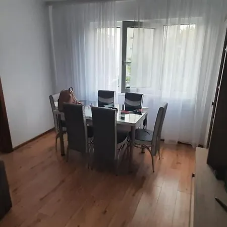 Gabi Strada Rozelor Etaj 2 Apartment Mangalia