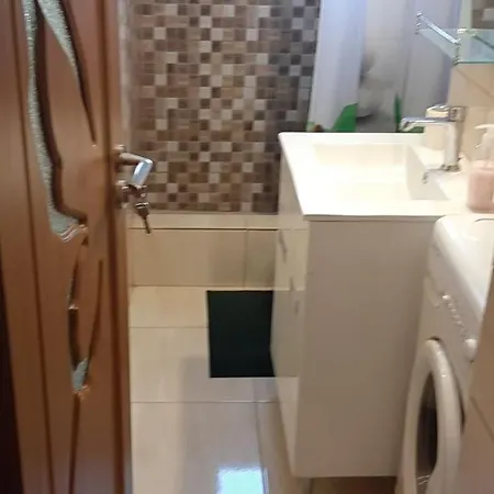 Apartment Gabi Strada Rozelor Etaj 2 Mangalia